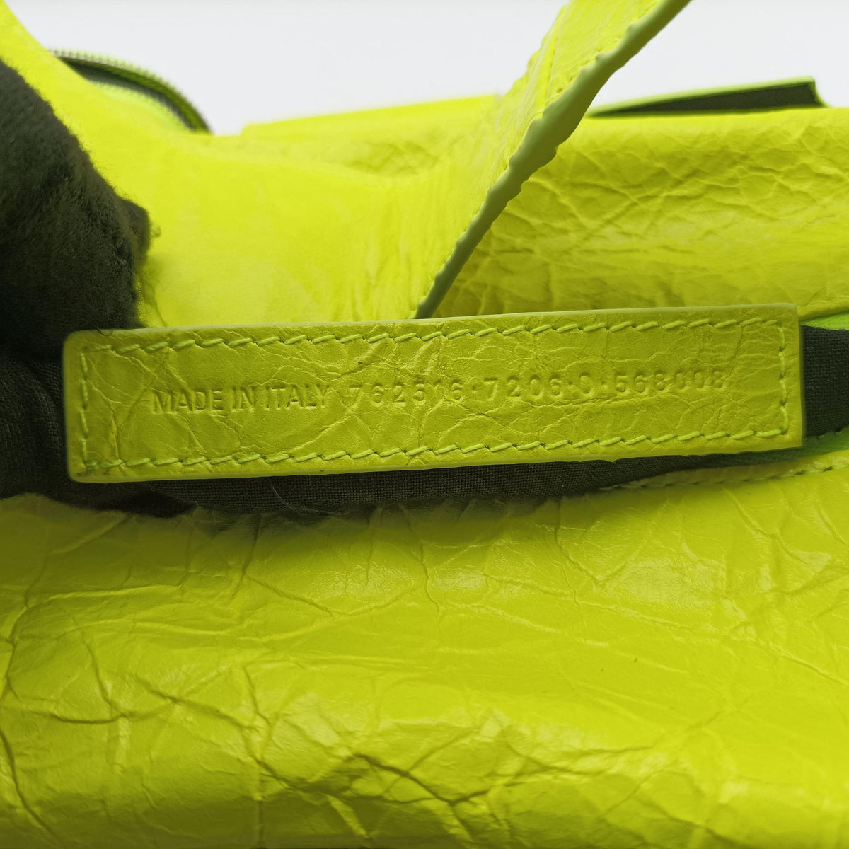 Pre-owned Balenciaga Superbusy XS Sling Bag Yellow leather 568008 shoulderbag | stylenewstar