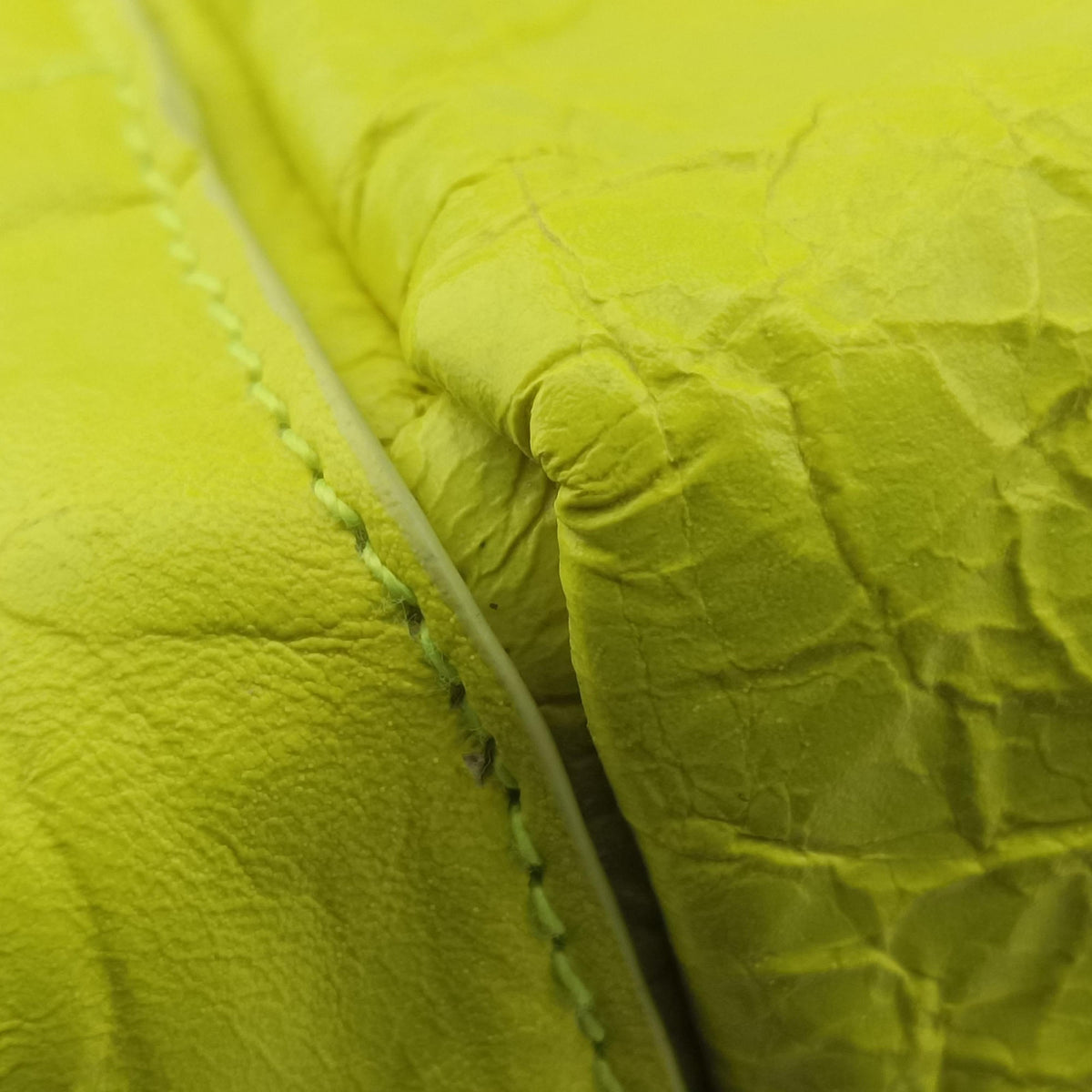 Pre-owned Balenciaga Superbusy XS Sling Bag Yellow leather 568008 shoulderbag | stylenewstar