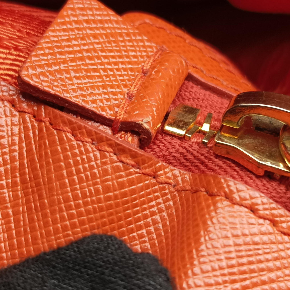 Vintage Prada Galleria Orange SAFFIANO Leather BN1844 handbag | stylenewstar