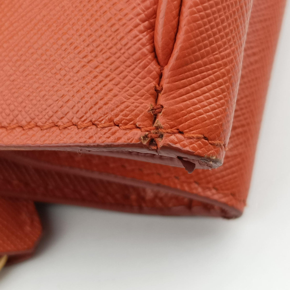 Vintage Prada Galleria Orange SAFFIANO Leather BN1844 handbag | stylenewstar