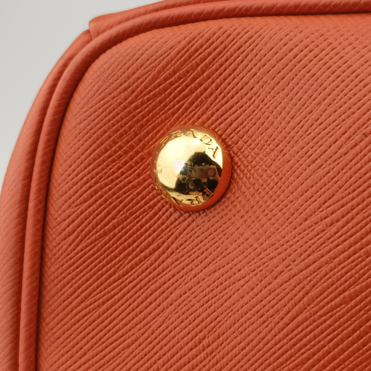 Vintage Prada Galleria Orange SAFFIANO Leather BN1844 handbag | stylenewstar