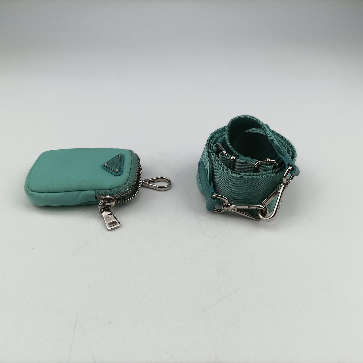 Vintage Prada Re-Edition 2005 Re-Nylon Green nylon 1BH204 shoulderbag | stylenewstar