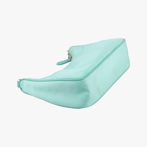 Vintage Prada Re-Edition 2005 Re-Nylon Green nylon 1BH204 shoulderbag | stylenewstar