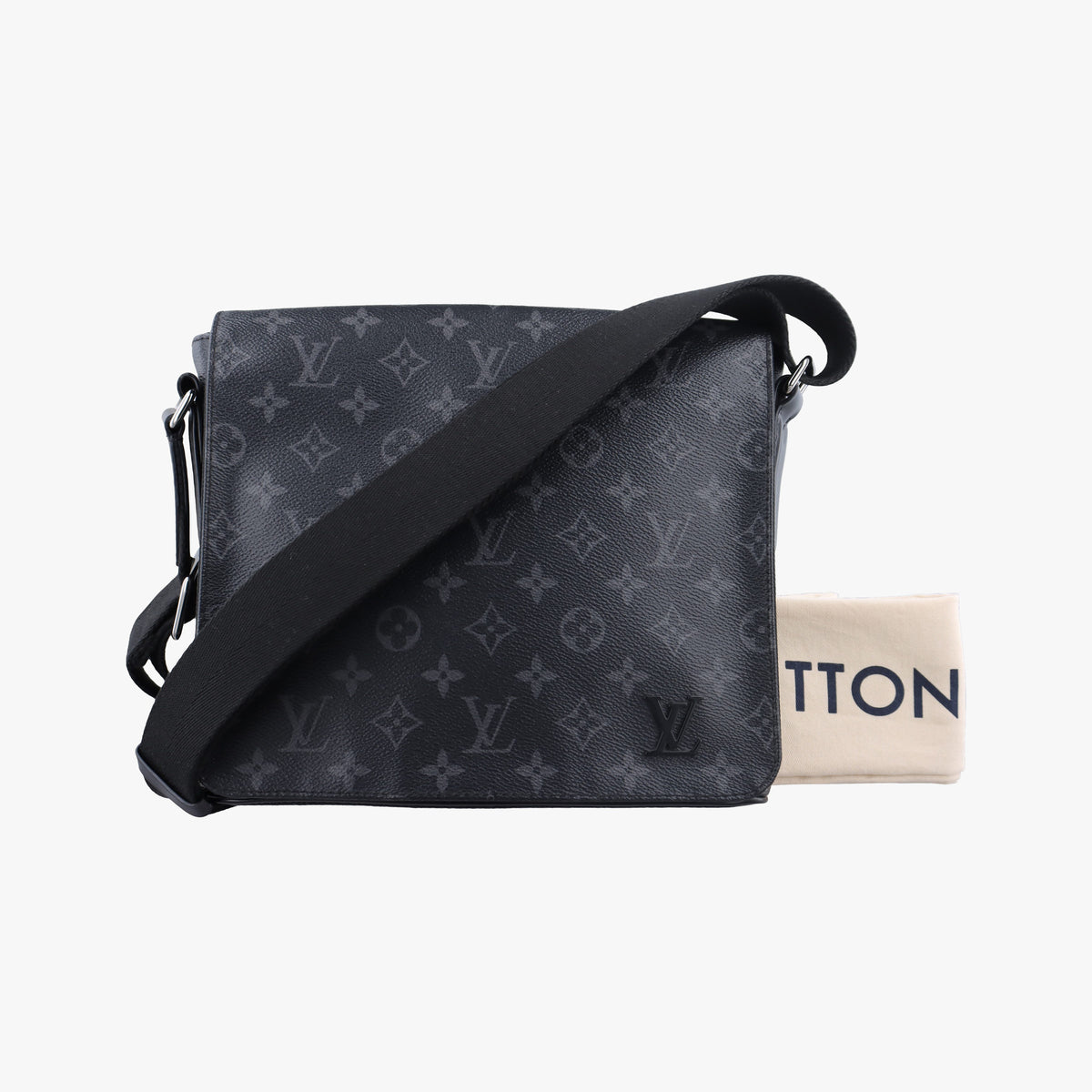 Pre-owned Louis Vuitton District PM Noir Monogram Eclipse M44000 shoulderbag | stylenewstar
