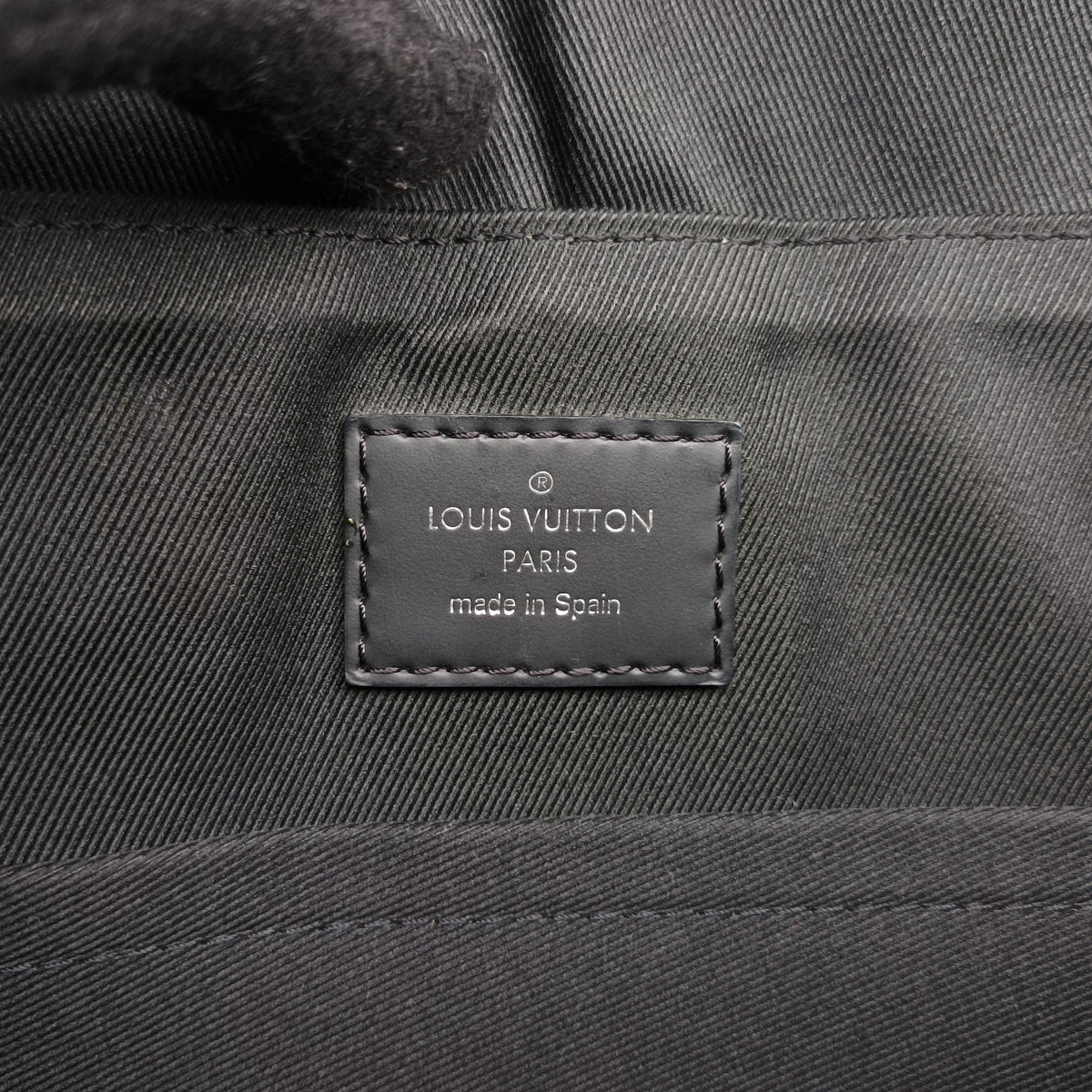Pre-owned Louis Vuitton District PM Noir Monogram Eclipse M44000 shoulderbag | stylenewstar