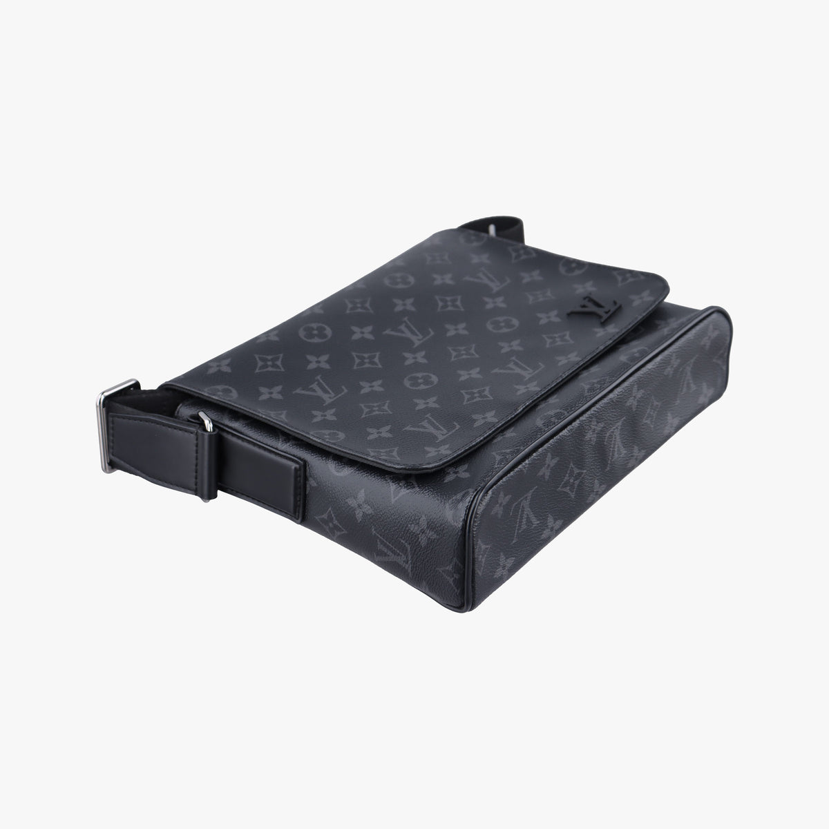 Pre-owned Louis Vuitton District PM Noir Monogram Eclipse M44000 shoulderbag | stylenewstar