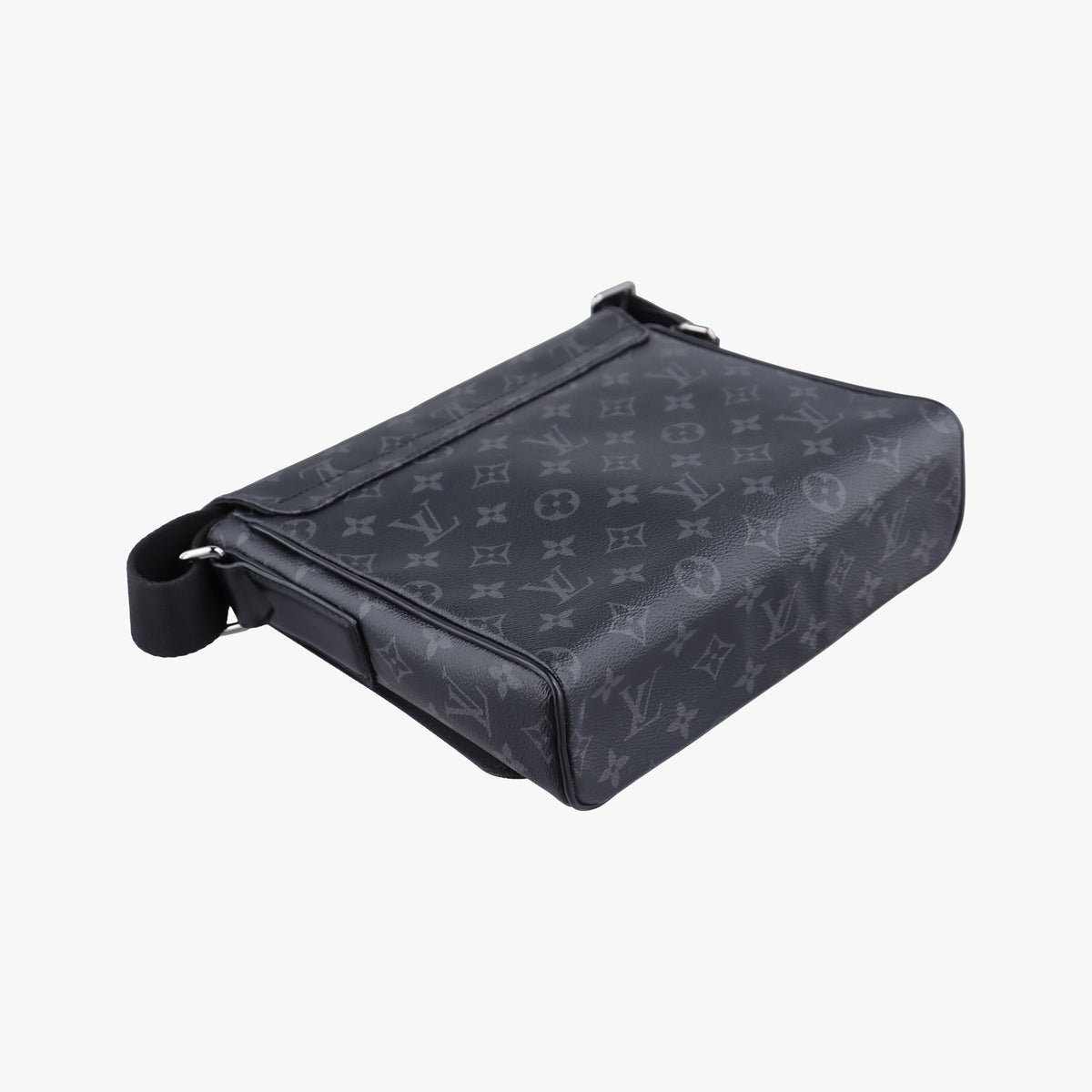 Pre-owned Louis Vuitton District PM Noir Monogram Eclipse M44000 shoulderbag | stylenewstar