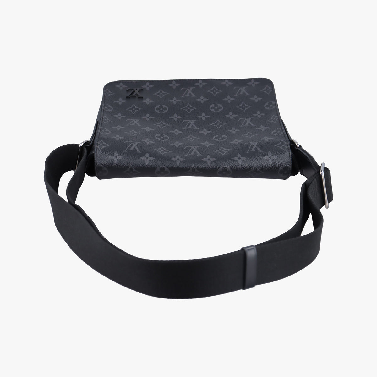 Pre-owned Louis Vuitton District PM Noir Monogram Eclipse M44000 shoulderbag | stylenewstar