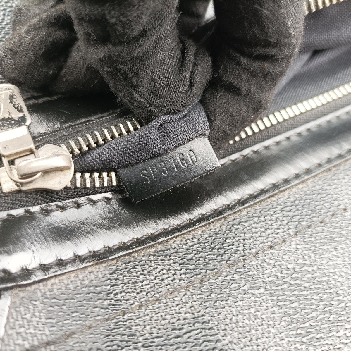 Pre-owned Louis Vuitton DANIEL MM Noir Damier GRAPHITE N58029 shoulderbag | stylenewstar