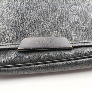 Pre-owned Louis Vuitton DANIEL MM Noir Damier GRAPHITE N58029 shoulderbag | stylenewstar
