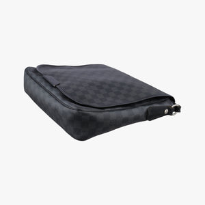 Pre-owned Louis Vuitton DANIEL MM Noir Damier GRAPHITE N58029 shoulderbag | stylenewstar