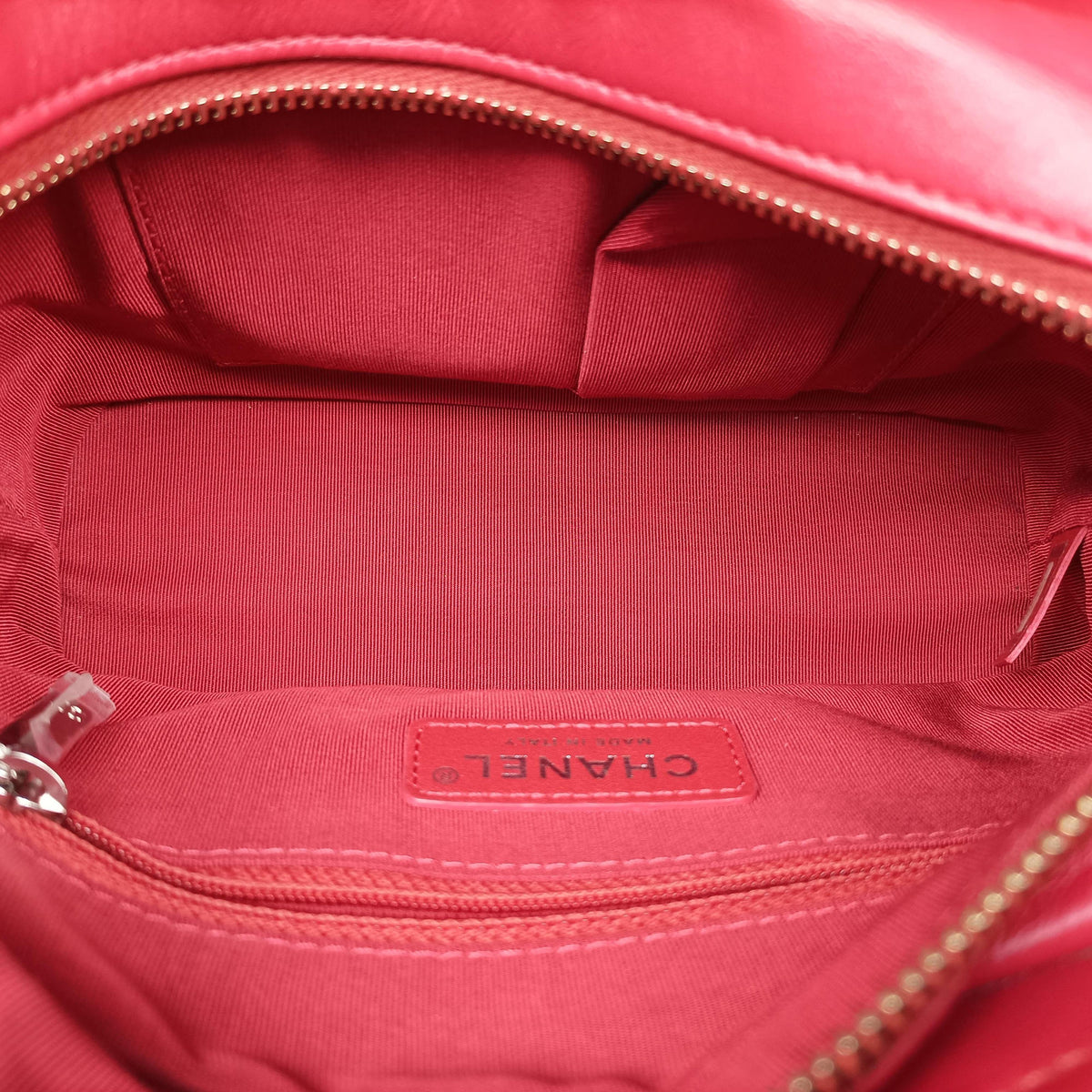 Vintage Chanel Gabrielle Red Leather A91810 shoulderbag | stylenewstar