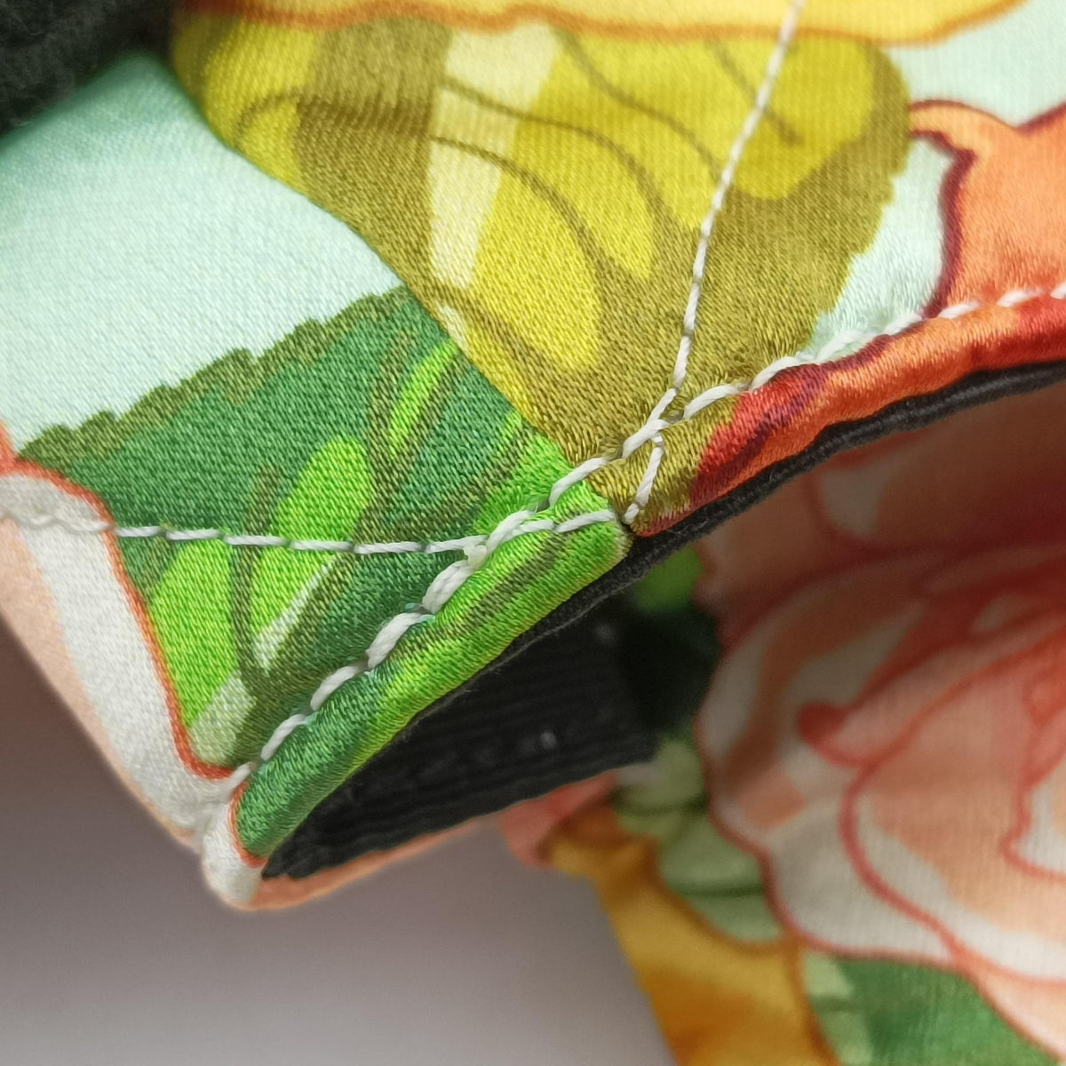 Pre-owned Yves Saint Laurent Jamie Floral Multicolour Satin  shoulderbag | stylenewstar