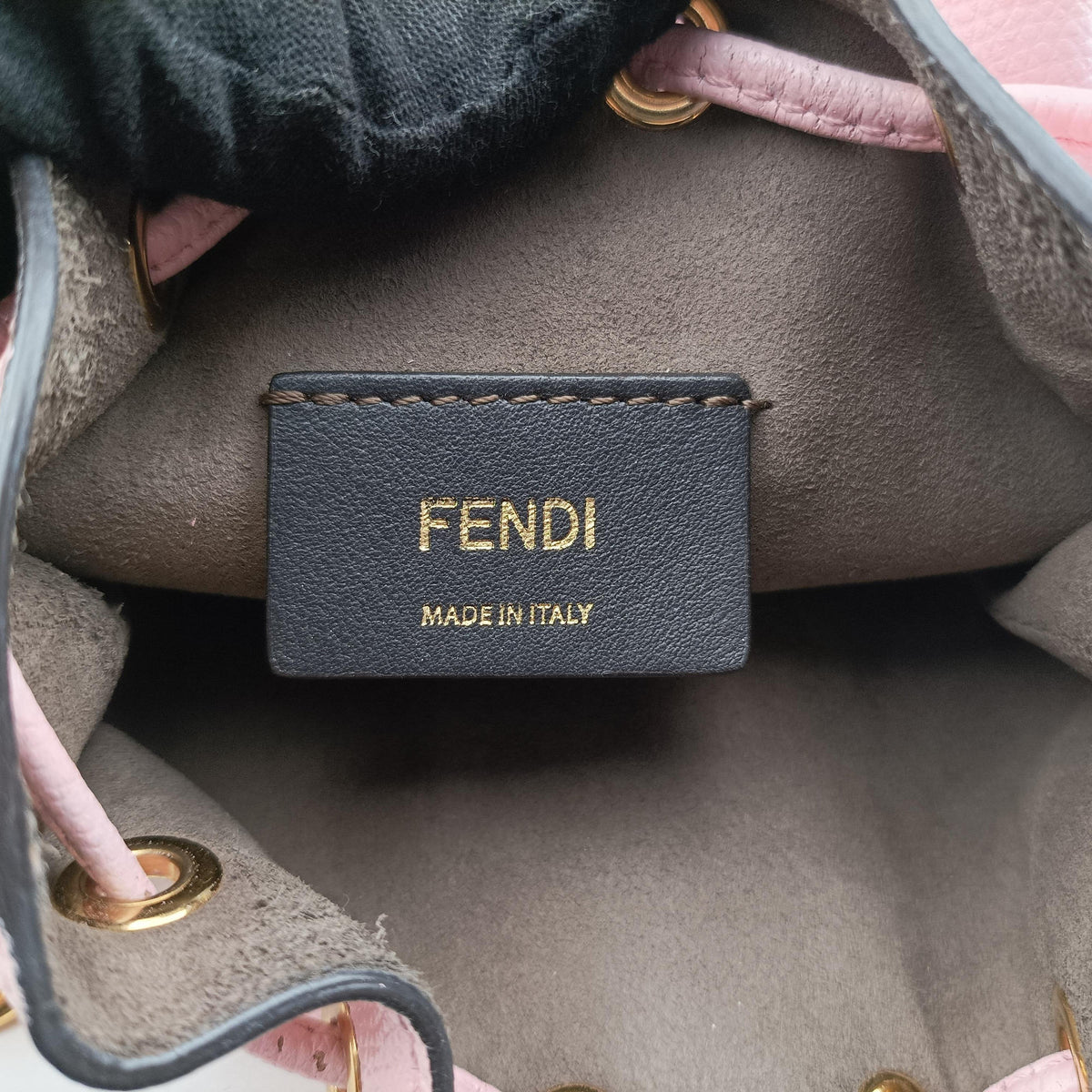 Pre-owned Fendi Mon Tresor Mini Bucket Pink Leather 8BS010 shoulderbag | stylenewstar