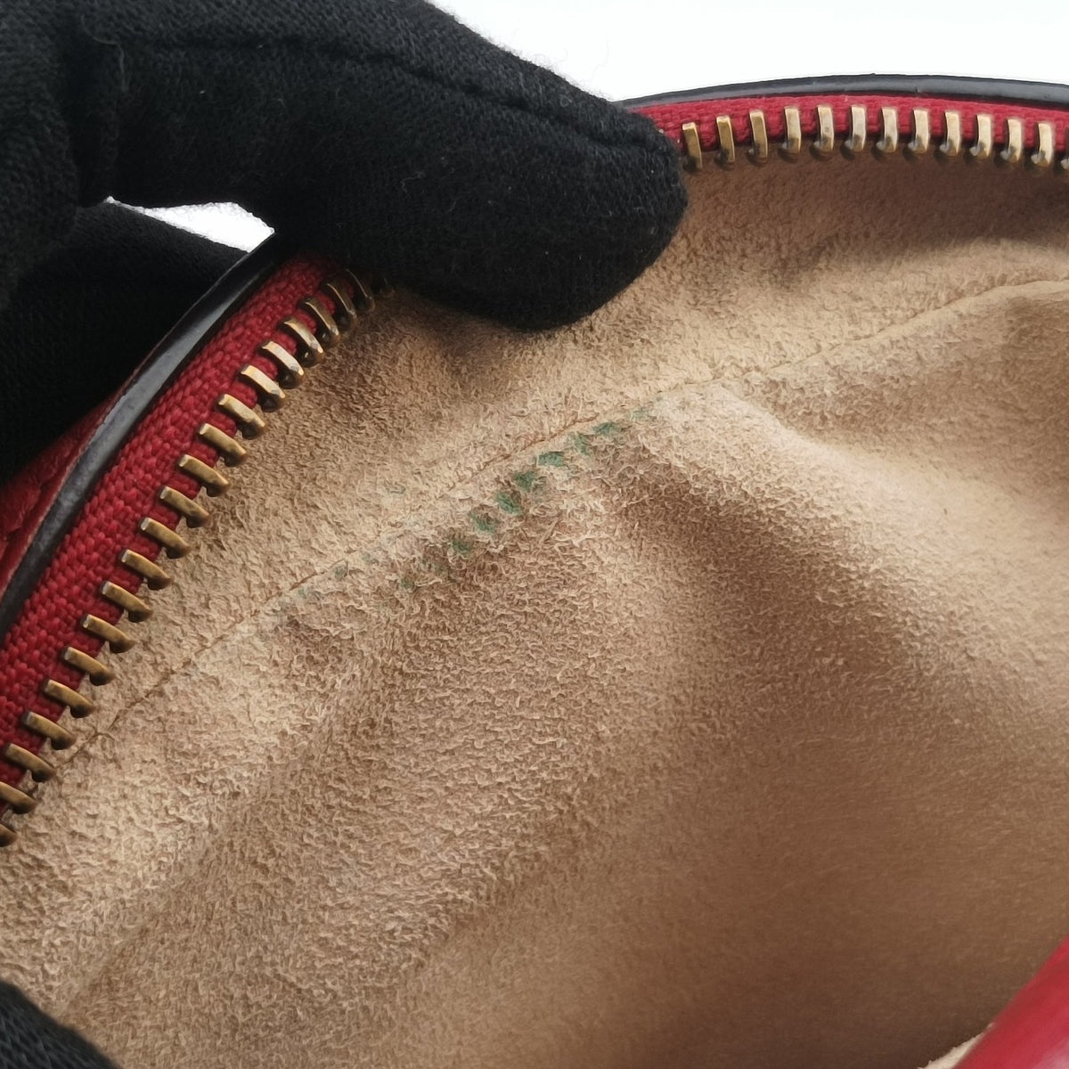 Pre-owned Gucci GG Marmont Red Leather 448065 shoulderbag | stylenewstar