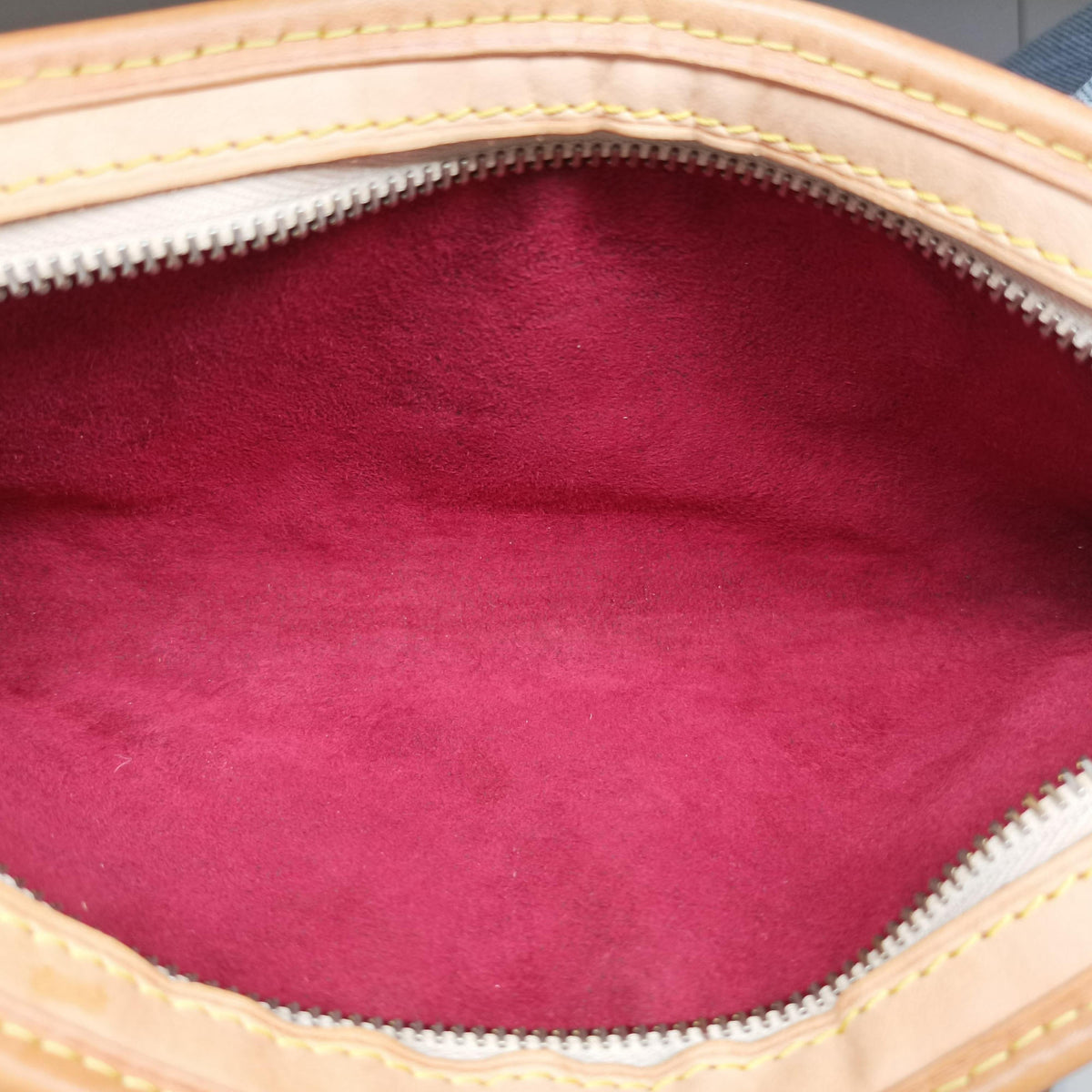 Vintage Louis Vuitton SHIRLEY white Monogram Multicolor M40049 shoulderbag | stylenewstar
