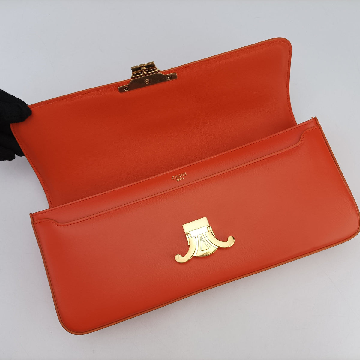 Pre-owned Celine Chain Claude Triomphe Orange Leather  shoulderbag | stylenewstar