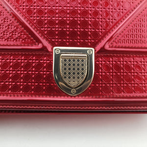 Secondhand Christian Dior DIORAMA Red Enamel  shoulderbag | stylenewstar
