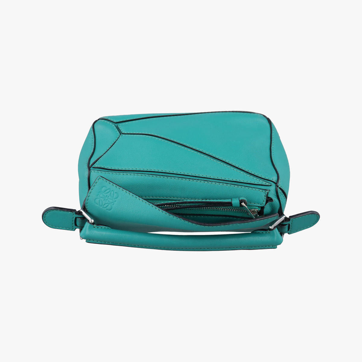 Pre-owned Loewe Puzzle Green Leather  shoulderbag | stylenewstar