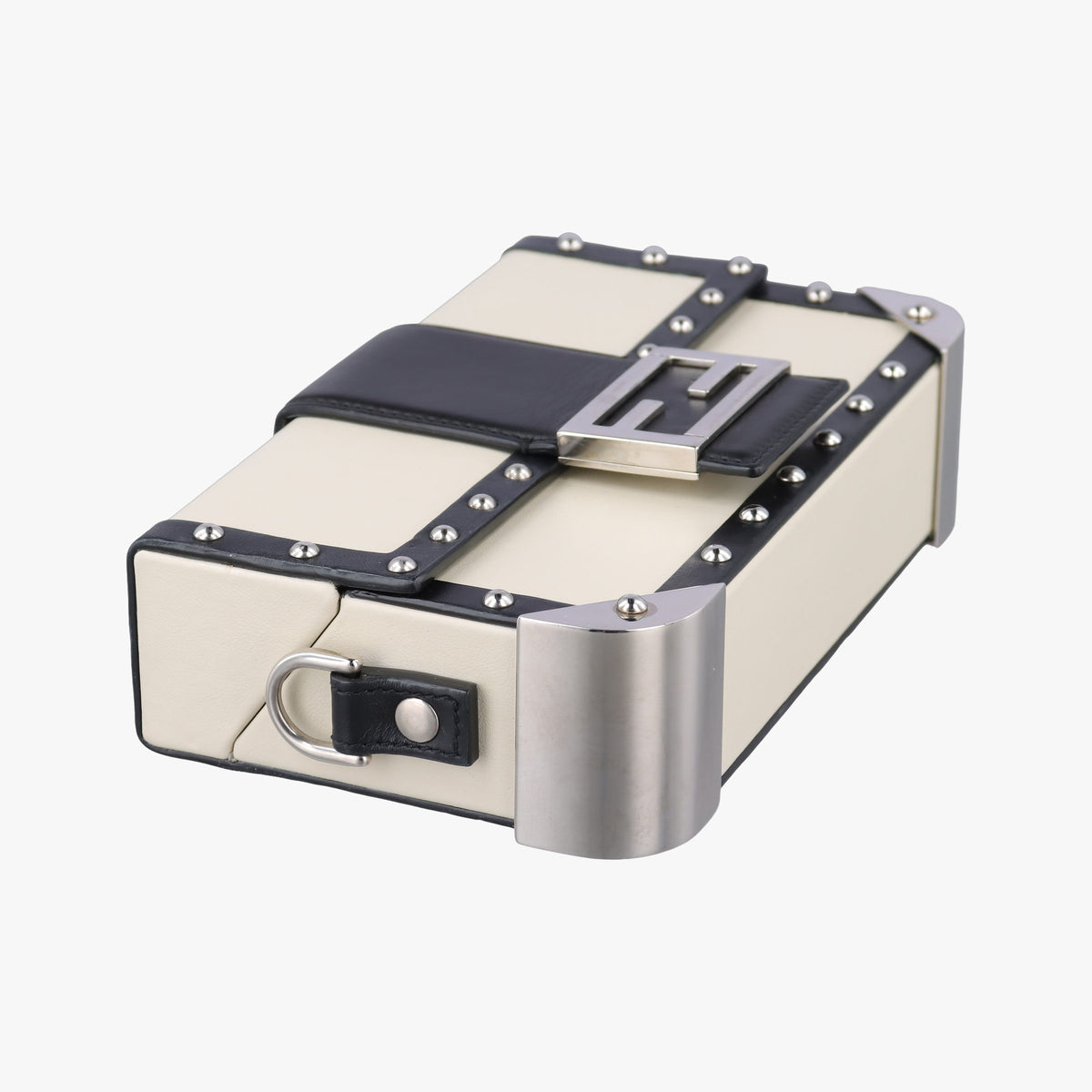 Pre-owned Fendi Trunk White×Black Leather 7VA507 shoulderbag | stylenewstar