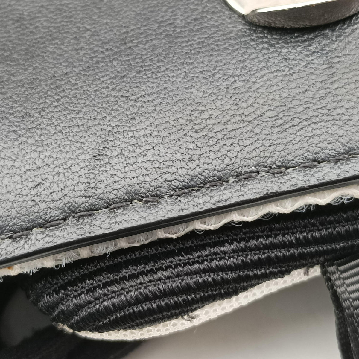 Pre-owned Balenciaga Sneakerhead Black×white fabric  shoulderbag | stylenewstar
