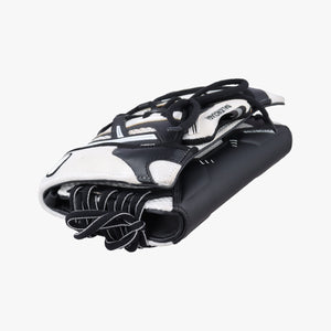 Pre-owned Balenciaga Sneakerhead Black×white fabric  shoulderbag | stylenewstar
