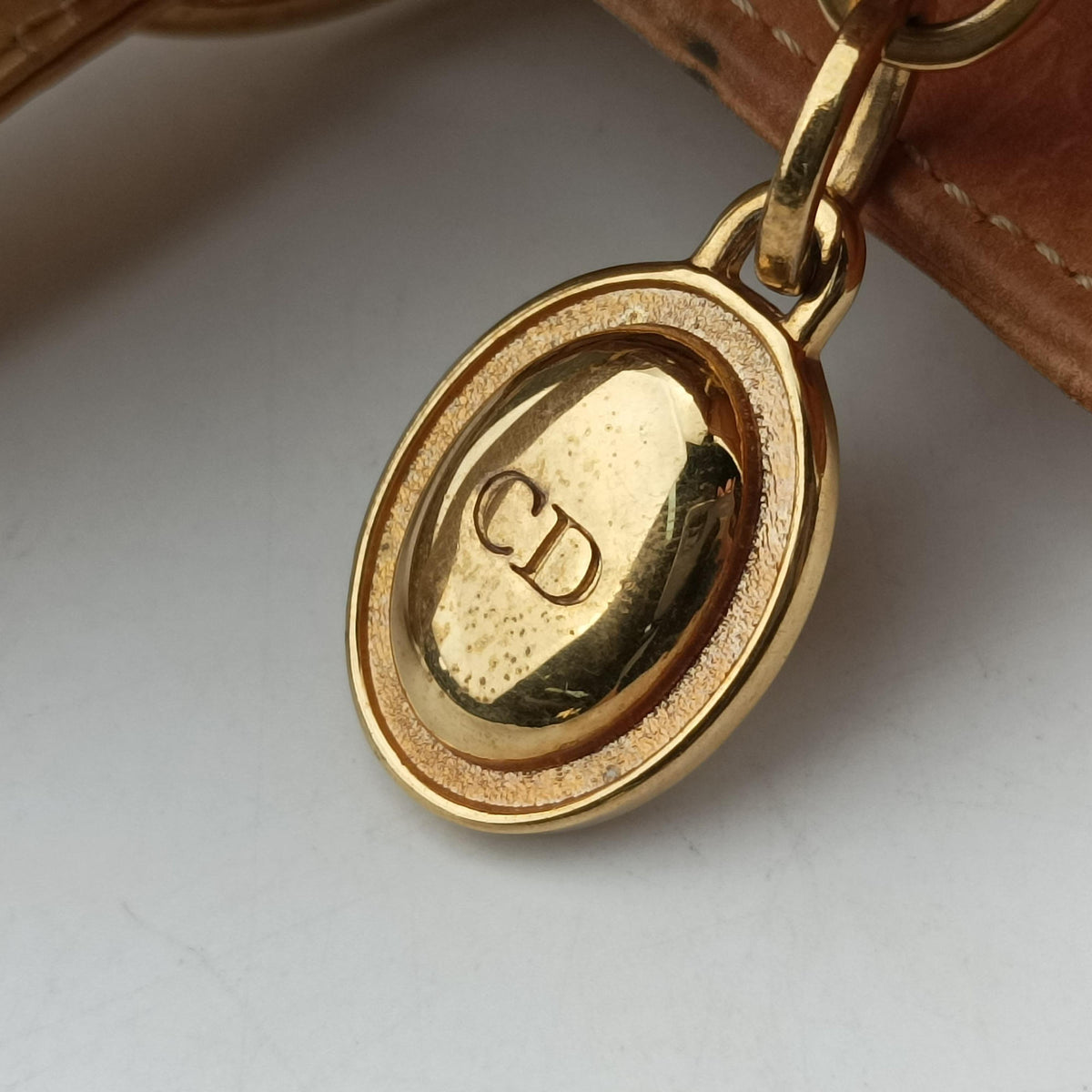 Pre-owned Christian Dior Lady Dior Camel Suede × Patent  shoulderbag | stylenewstar