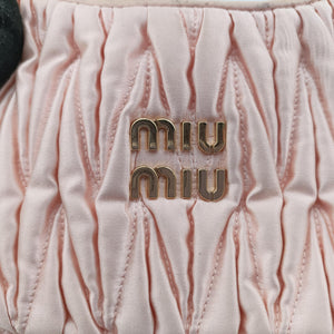 Pre-owned Miu Miu Wander Matelasse hobo Pink Satin 5BC125 shoulderbag | stylenewstar