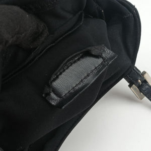 Pre-owned Fendi croissants Black cloth 26724 shoulderbag | stylenewstar