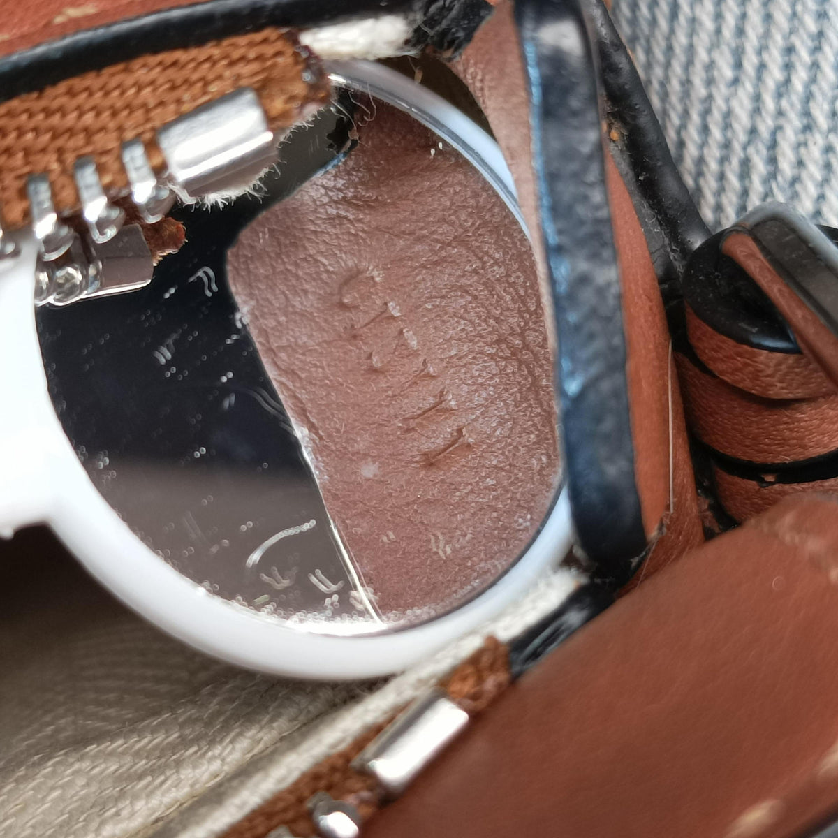 Pre-owned Loewe Puzzle Brown Leather  shoulderbag | stylenewstar