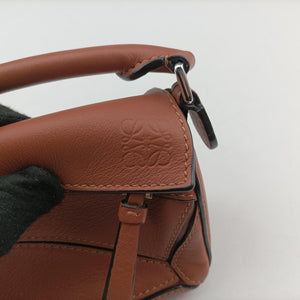 Pre-owned Loewe Puzzle Brown Leather  shoulderbag | stylenewstar