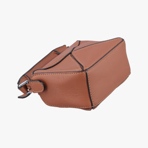Pre-owned Loewe Puzzle Brown Leather  shoulderbag | stylenewstar