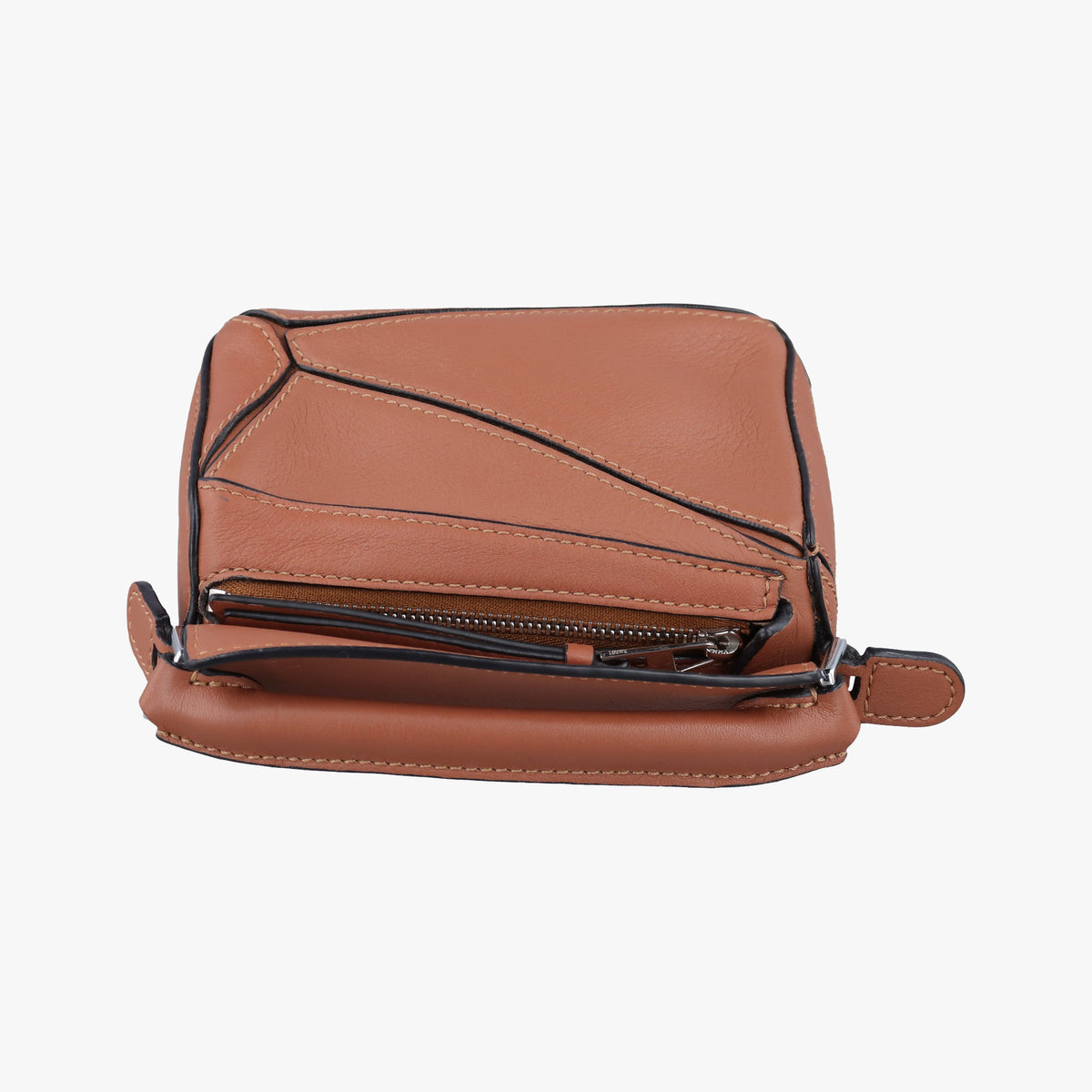 Pre-owned Loewe Puzzle Brown Leather  shoulderbag | stylenewstar