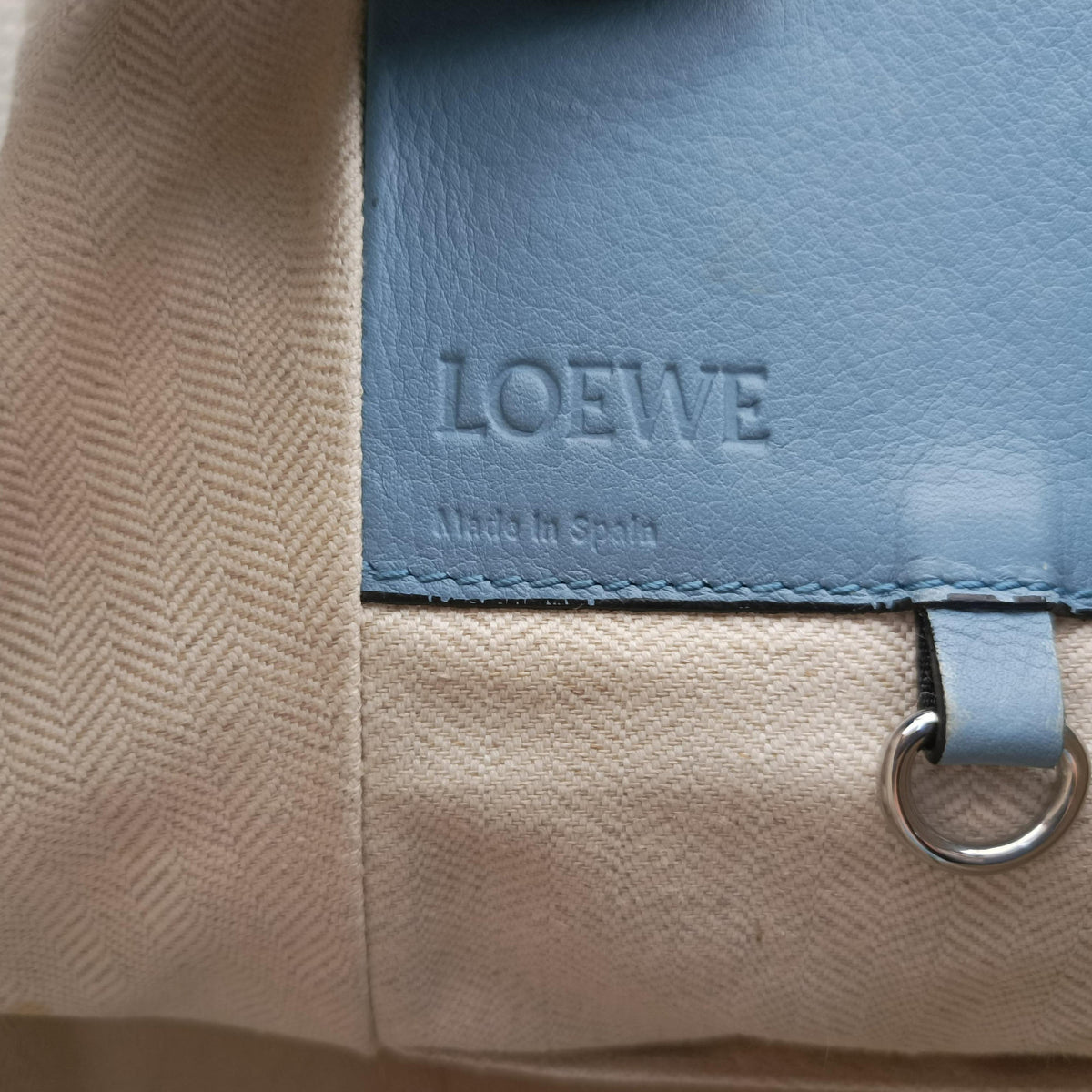 Pre-owned Loewe hammock Blue leather  shoulderbag | stylenewstar