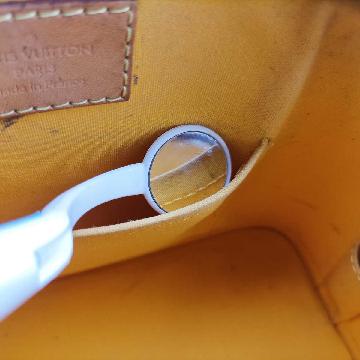 Secondhand Louis Vuitton Alma BB Black Vernis  handbag | stylenewstar