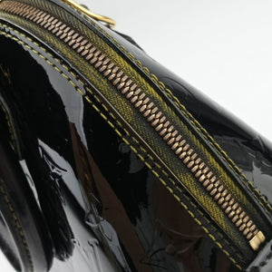 Secondhand Louis Vuitton Alma BB Black Vernis  handbag | stylenewstar