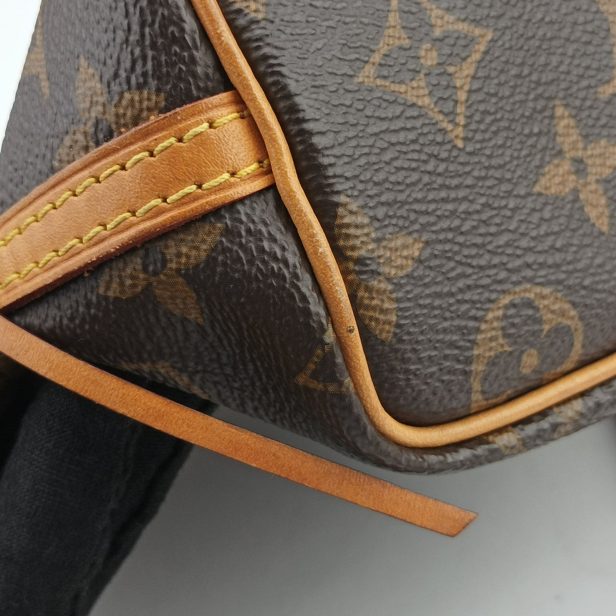 Pre-owned Louis Vuitton Nano Noe Brown Monogram canvas M41346 shoulderbag | stylenewstar