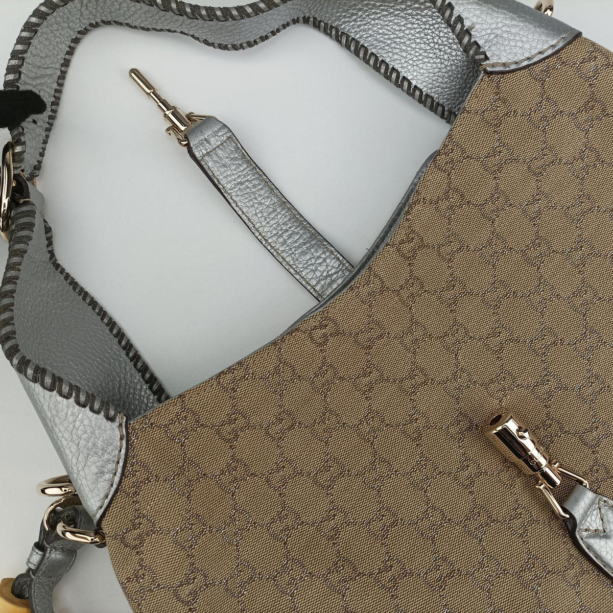 Pre-owned Gucci New Jackie Brown x Silver canvas x leather 246907 shoulderbag | stylenewstar