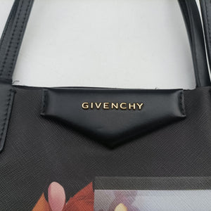 Secondhand Givenchy Bambi Print Antigona tote Black Leather  handbag | stylenewstar