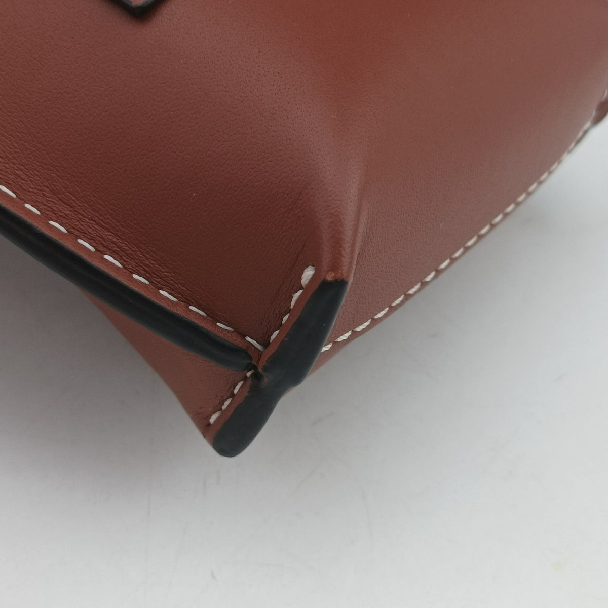 Pre-owned Loewe GATE POCKET Brown Leather  shoulderbag | stylenewstar