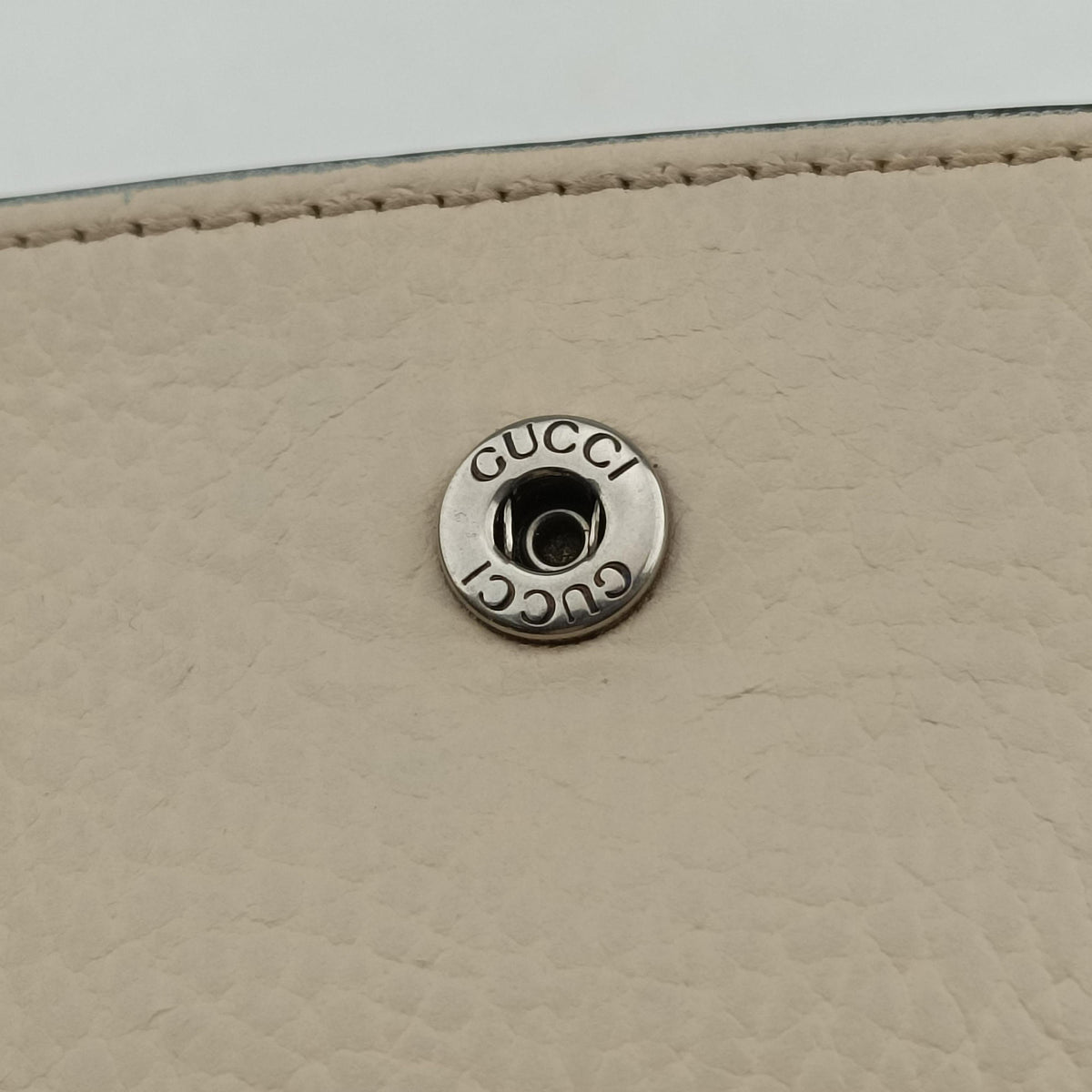 Secondhand Gucci Dionysus White Leather 476432 shoulderbag | stylenewstar