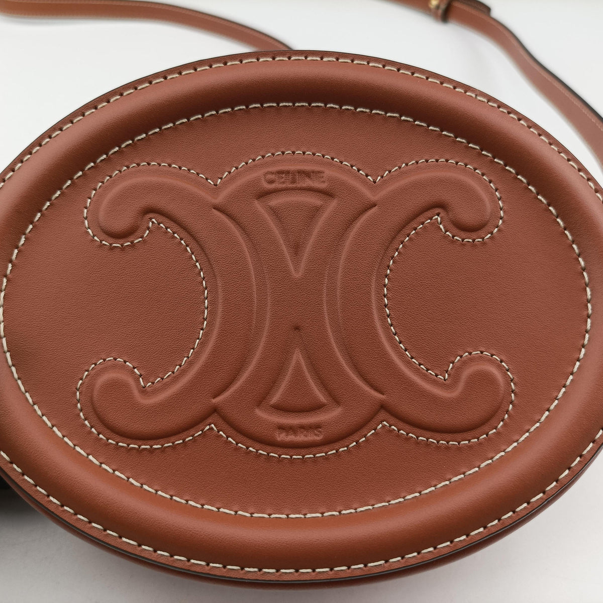 Pre-owned Celine Oval Purse Cuir Triomphe Brown Leather  shoulderbag | stylenewstar
