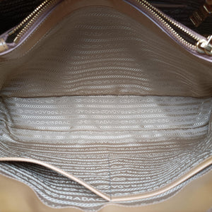 Vintage Prada Promenade Beige Patent SAFFIANO Leather BN2558 handbag | stylenewstar