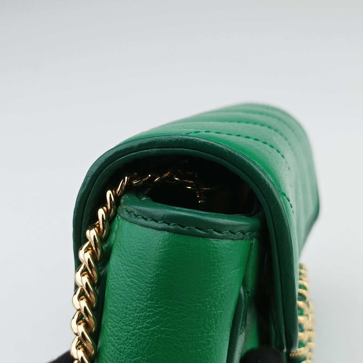 Pre-owned Gucci GG Marmont Green Leather 574969 shoulderbag | stylenewstar