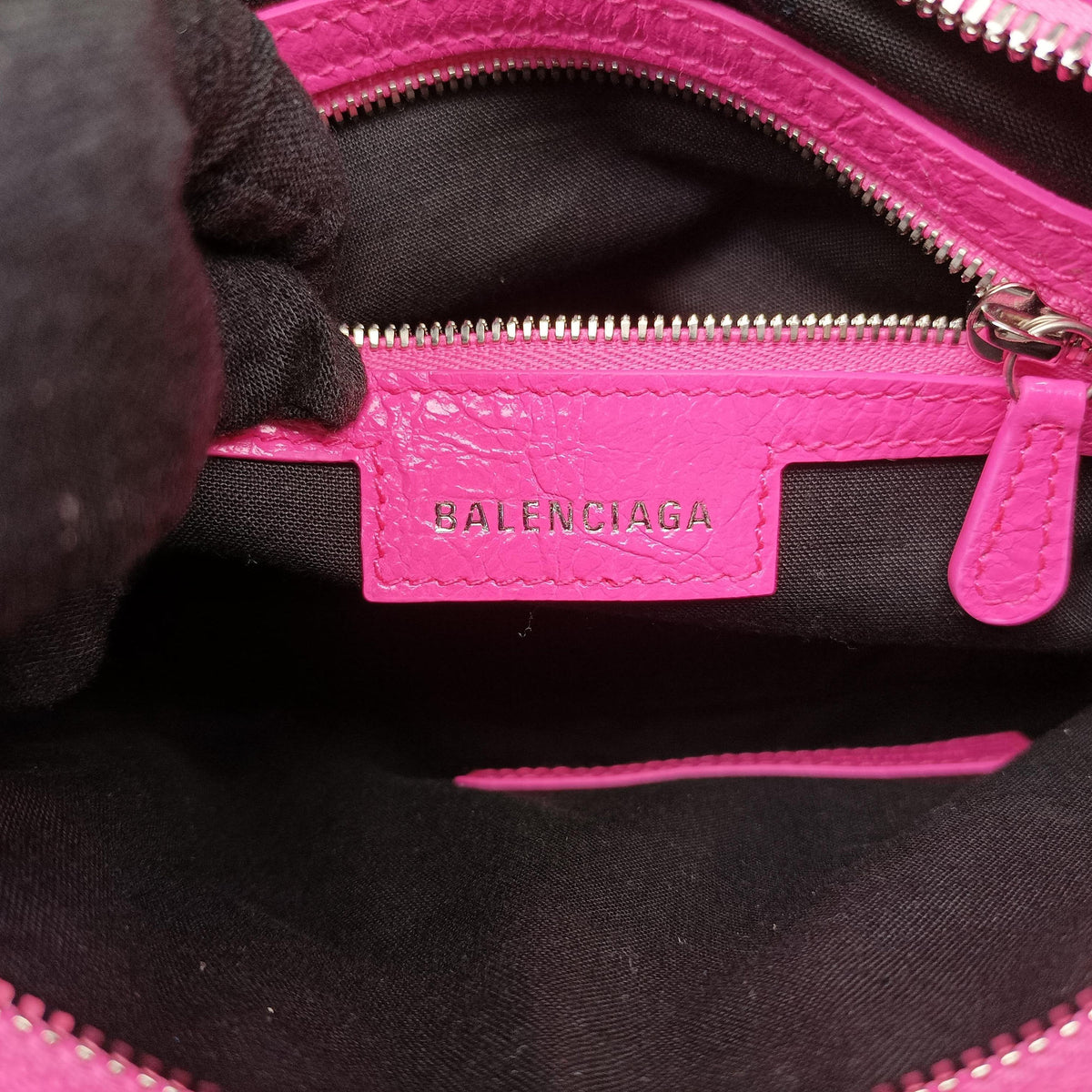 Pre-owned Balenciaga Le Cagole Pink lambskin  shoulderbag | stylenewstar