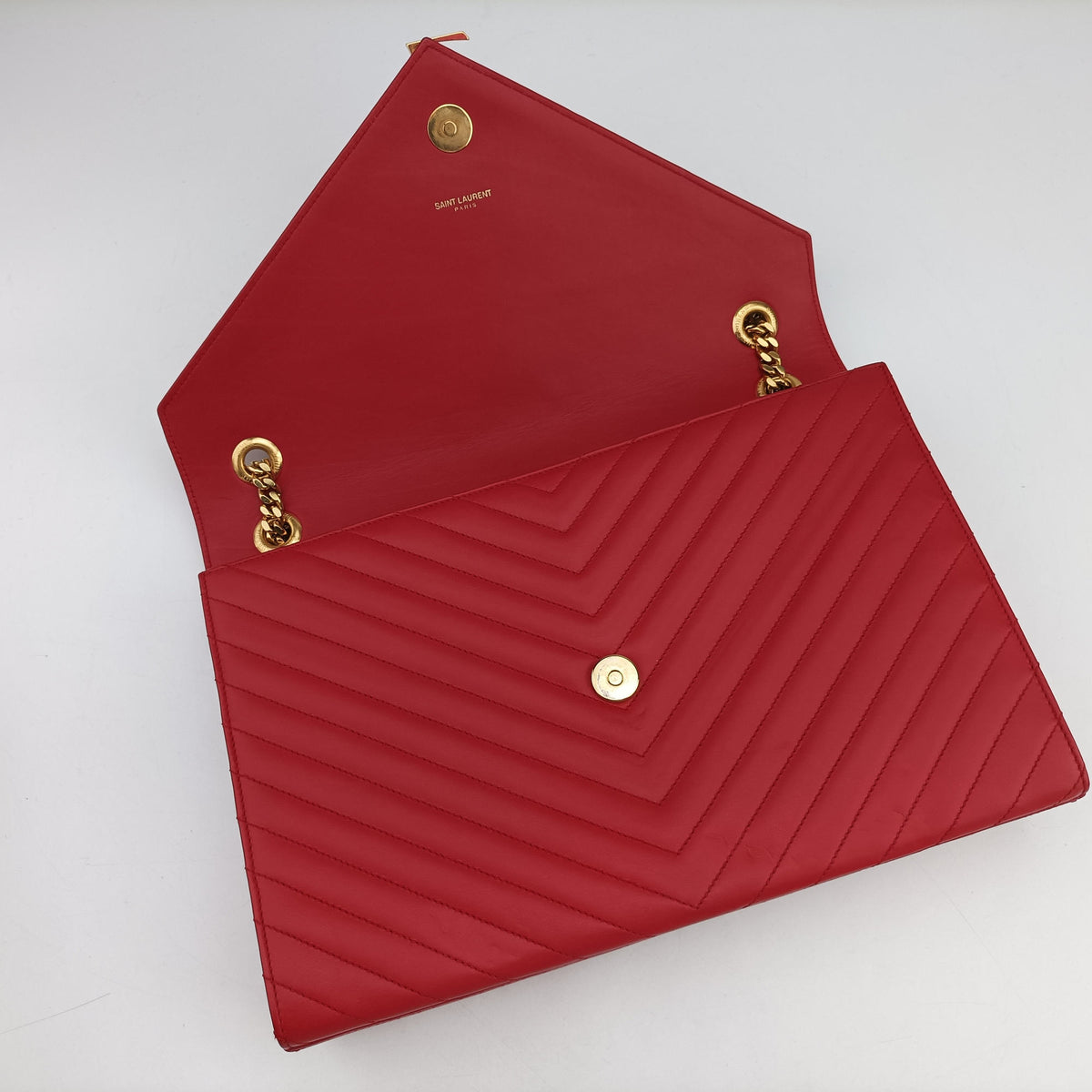 Pre-owned Yves Saint Laurent envelope Red Leather 342023 shoulderbag | stylenewstar