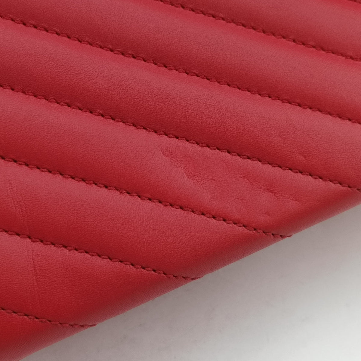 Pre-owned Yves Saint Laurent envelope Red Leather 342023 shoulderbag | stylenewstar