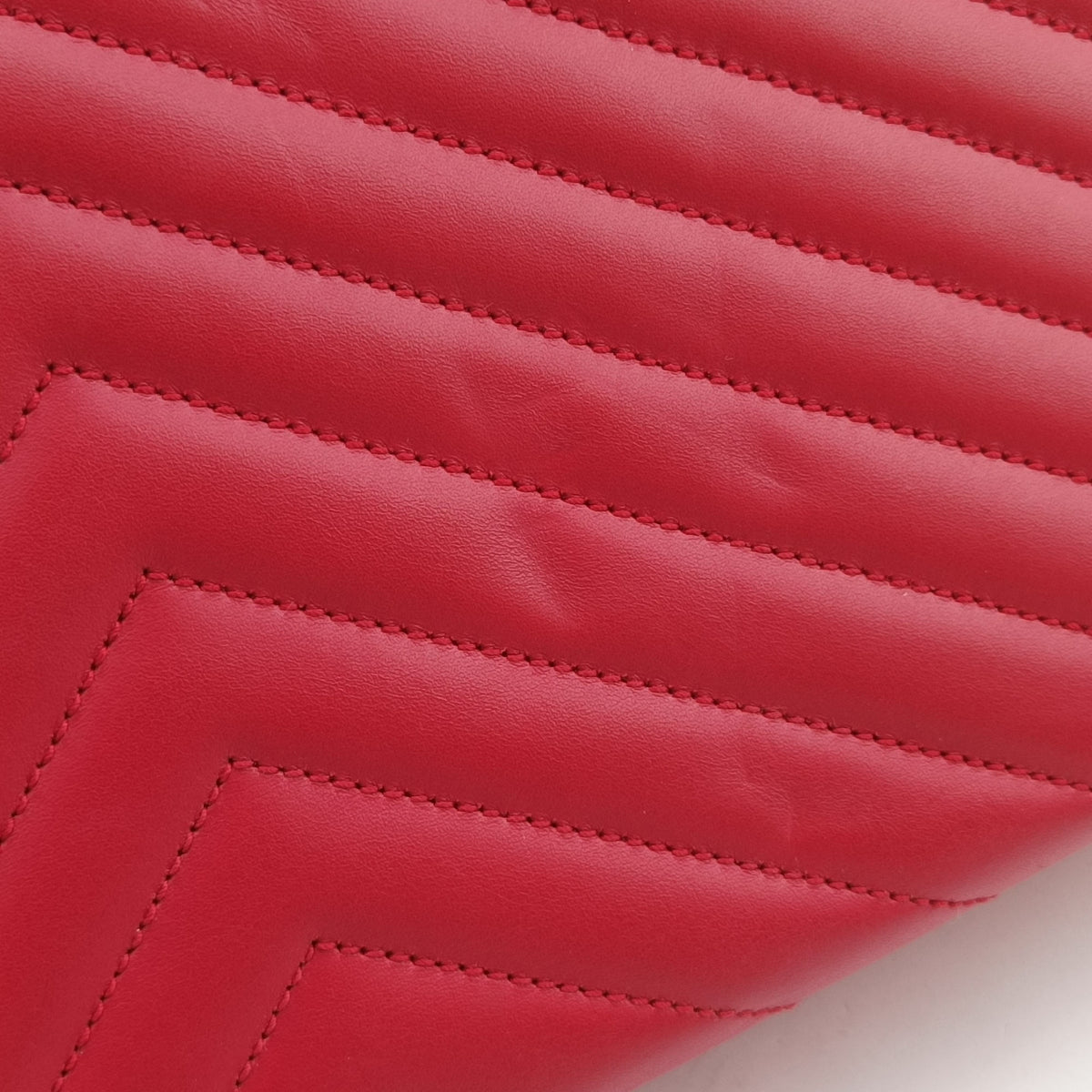 Pre-owned Yves Saint Laurent envelope Red Leather 342023 shoulderbag | stylenewstar