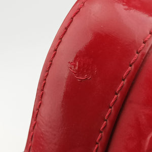 Secondhand Louis Vuitton Alma PM pomme d'amour Vernis M90096 handbag | stylenewstar