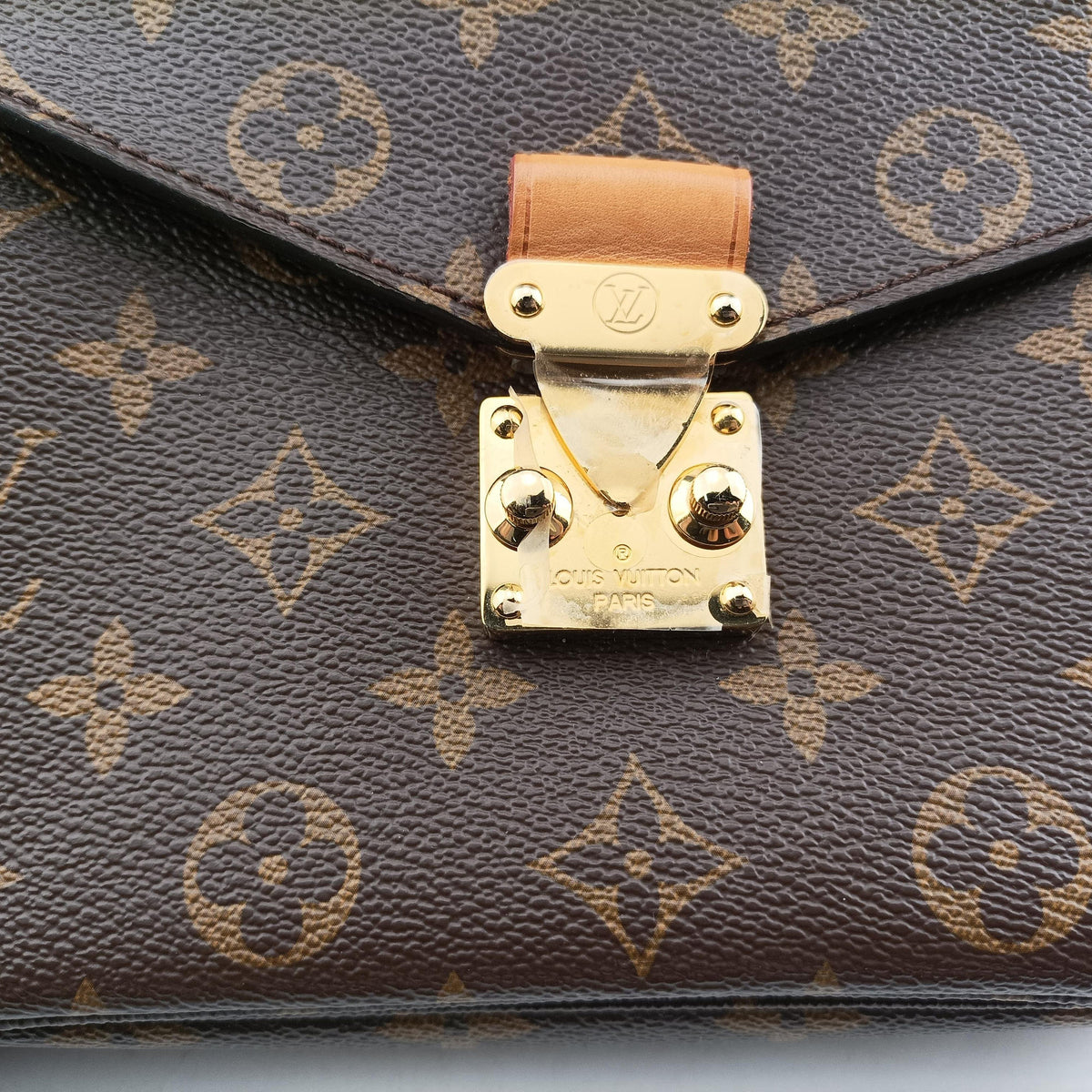 Pre-owned Louis Vuitton Pochette Metis MM Brown Monogram Canvas M44875 shoulderbag | stylenewstar